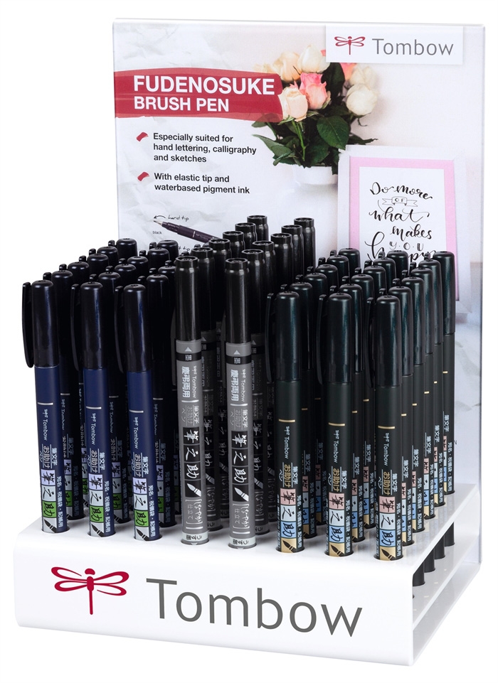 Tombow Marker Fudenosuke display (48)